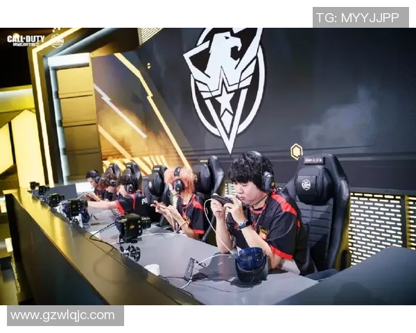 FPX战队的荣耀与挑战：从默默无闻到大师赛巅峰的奋斗之路